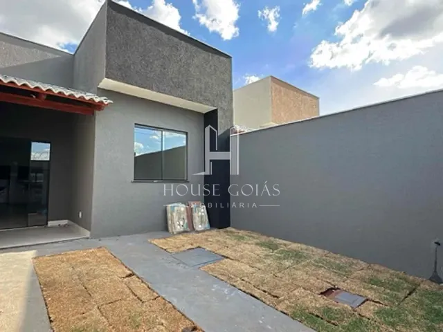 Casa com 100m² 2 quartos e 2 banheiros, à venda, no bairro Conjunto Vera Cruz em Goiânia