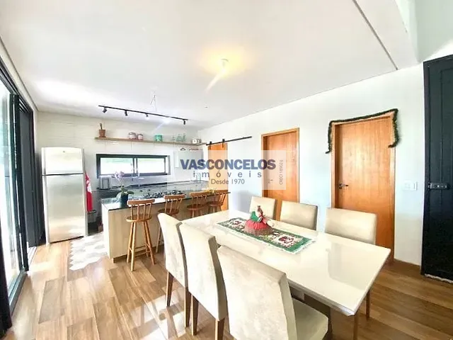Casa com 400m² 4 quartos e 6 banheiros, à venda, no bairro Condomínio Terras do Vale em Caçapava