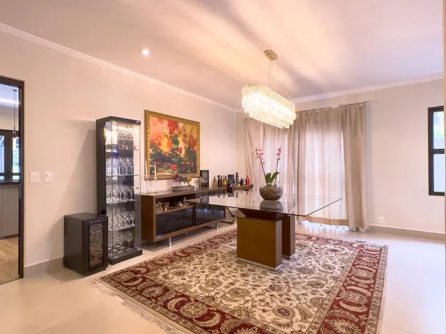 Casa com 650m² 3 quartos e 5 banheiros, à venda, no bairro Alphaville em Santana de Parnaíba