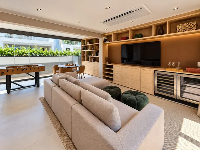 Casa com 350m² 4 quartos e 6 banheiros, à venda, no bairro Brooklin Paulista em São Paulo