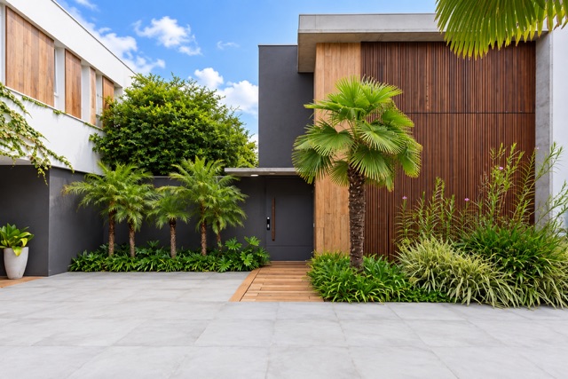 Casa com 300m² 4 quartos e 6 banheiros, à venda, no bairro Brooklin em São Paulo