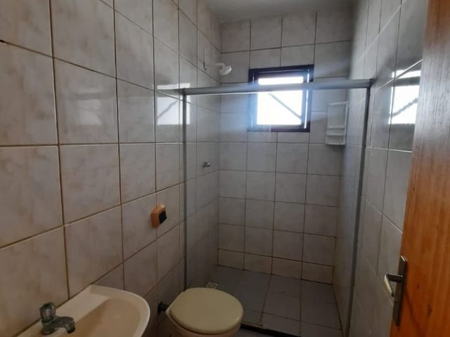 Casa com 140m² 2 quartos e 2 banheiros, à venda, no bairro Granja dos Cavaleiros em Macaé