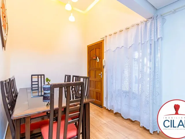 Casa 3 quartos e 2 banheiros, à venda, no bairro Cajuru em Curitiba