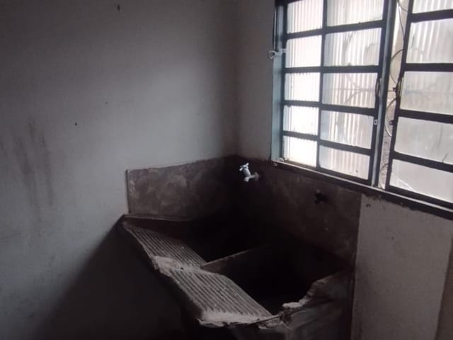 Casa com 180m² 2 quartos e 1 banheiro, para alugar, no bairro Jardim Novo Horizonte em Rolândia