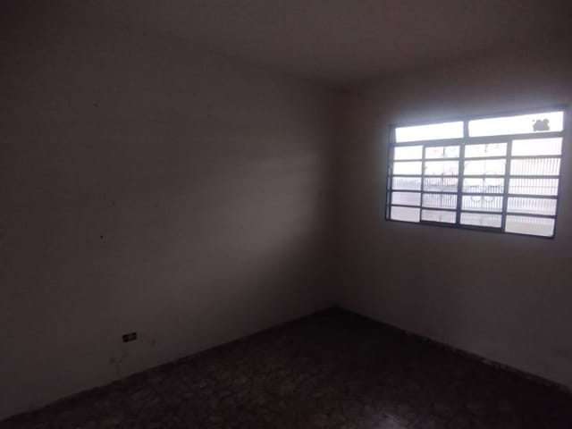 Casa com 180m² 2 quartos e 1 banheiro, para alugar, no bairro Jardim Novo Horizonte em Rolândia