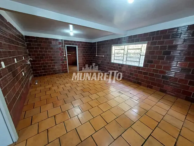Casa 3 quartos e 2 banheiros, à venda, no bairro Imperial em Concórdia