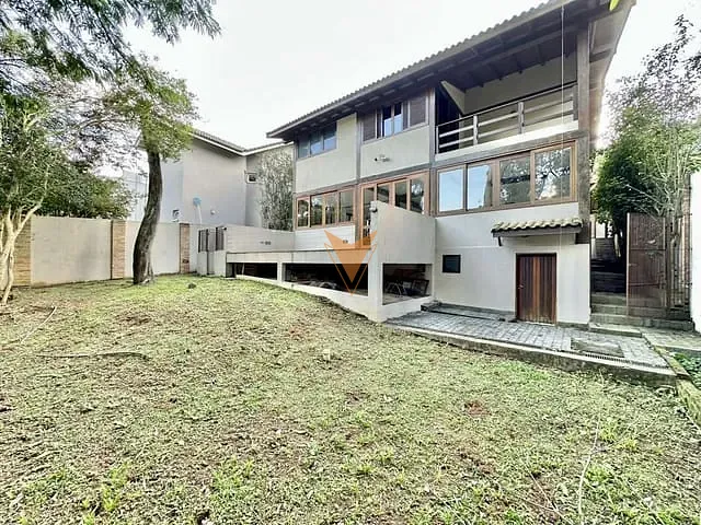 Casa com 546m² 5 quartos e 4 banheiros, à venda, no bairro Aldeia da Fazendinha em Carapicuíba