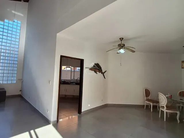 Casa com 502m² 4 quartos e 3 banheiros, à venda, no bairro Boraceia em Bertioga