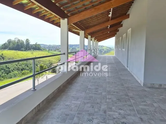 Casa com 10m² 3 quartos e 3 banheiros, à venda, no bairro Condomínio Residencial Mantiqueira em São José Dos Campos