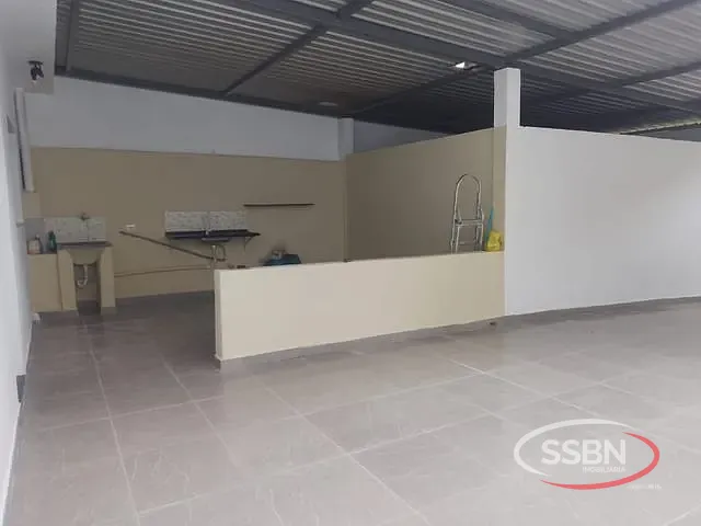 Casa 2 quartos e 1 banheiro, para alugar, no bairro Jardim Altos do Klavin em Nova Odessa