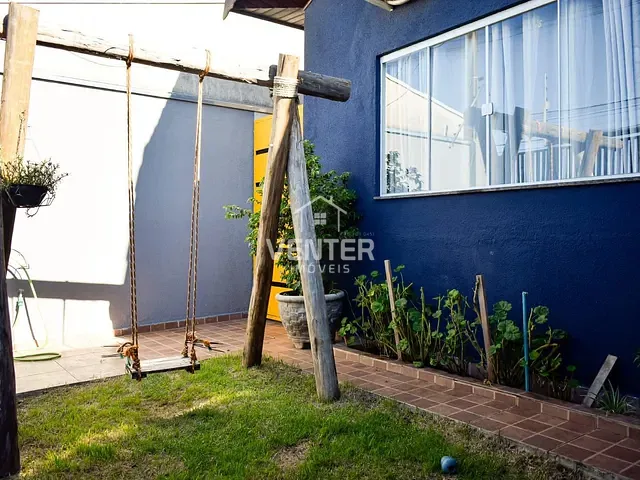 Casa com 300m² 3 quartos e 2 banheiros, à venda, no bairro Jardim Oásis em Taubaté