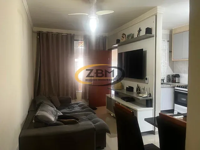 Casa com 125m² 3 quartos e 2 banheiros, à venda, no bairro Jardim Maria Celina em Londrina