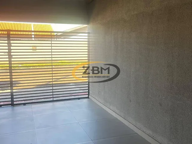 Casa com 125m² 3 quartos e 2 banheiros, à venda, no bairro Jardim Maria Celina em Londrina
