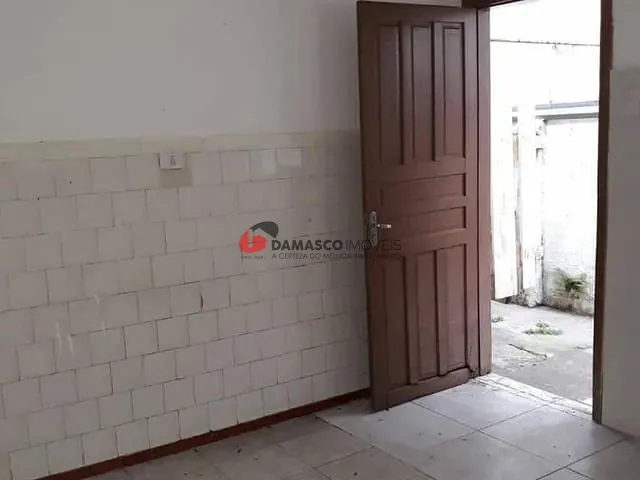 Casa 1 quarto e 1 banheiro, para alugar, no bairro Santa Paula em São Caetano do Sul