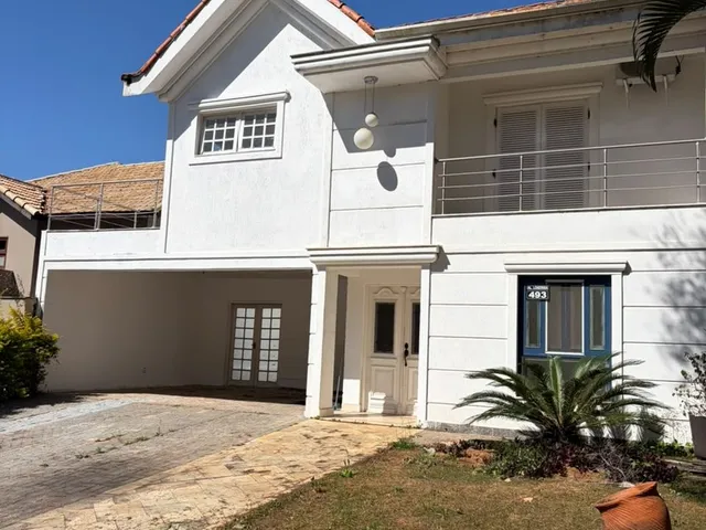 Casa com 490m² 4 quartos e 5 banheiros, à venda, no bairro Alphaville em Santana de Parnaíba