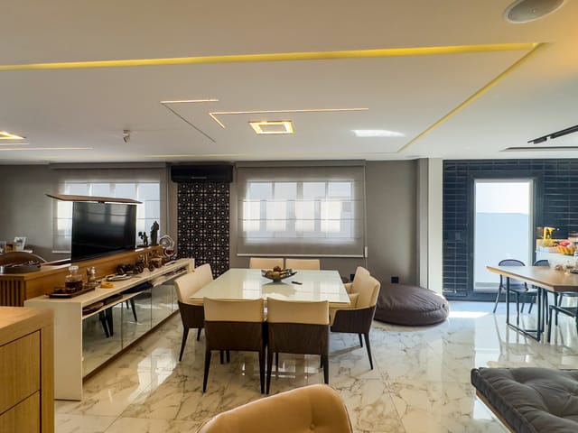 Casa com 300m² 4 quartos e 7 banheiros, à venda, no bairro Recreio dos Bandeirantes em Rio de Janeiro