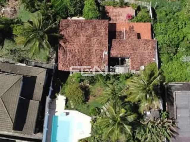Casa 7 quartos e 1 banheiro, à venda, no bairro Boca do Rio em Salvador