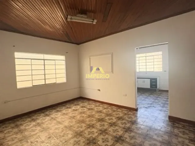 Casa com 288m² 2 quartos e 2 banheiros, à venda, no bairro Parque Residencial Rondon em Salto