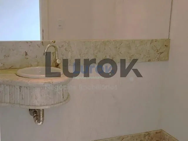 Casa com 450m² 3 quartos e 5 banheiros, à venda, no bairro Jardim Recanto em Valinhos