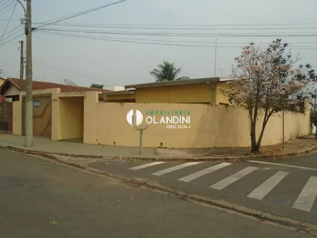 Casa com 310m² 5 quartos e 3 banheiros, à venda, no bairro Jardim Arrivabene em Artur Nogueira