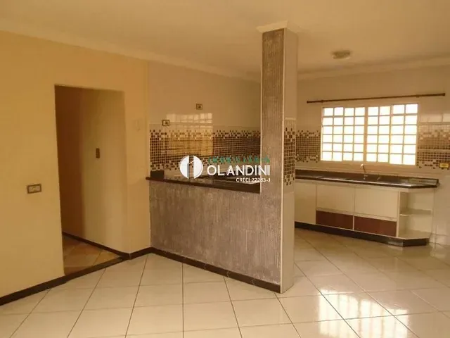 Casa com 310m² 5 quartos e 3 banheiros, à venda, no bairro Jardim Arrivabene em Artur Nogueira