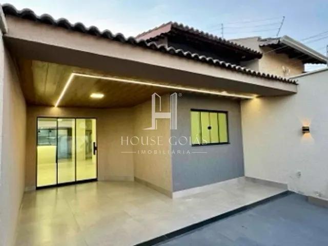 Casa com 180m² 3 quartos e 2 banheiros, à venda, no bairro Parque das Flores em Goiânia
