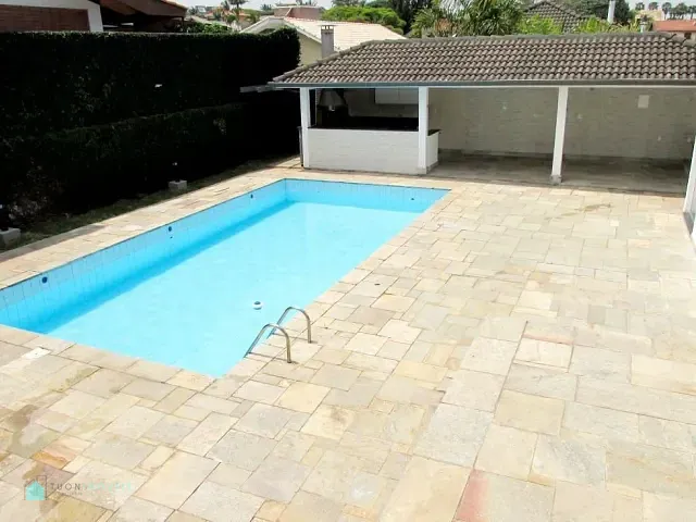 Casa com 850m² 4 quartos e 8 banheiros, à venda, no bairro Residencial Cinco (Alphaville) em Santana de Parnaíba
