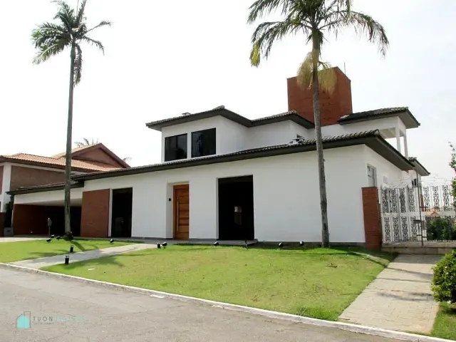 Casa com 850m² 4 quartos e 8 banheiros, à venda, no bairro Residencial Cinco (Alphaville) em Santana de Parnaíba