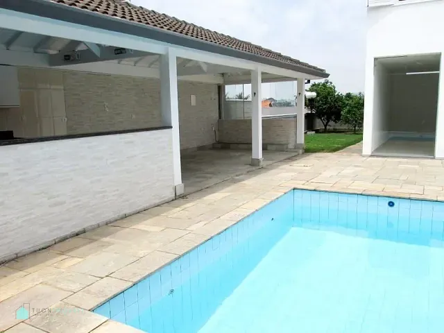 Casa com 850m² 4 quartos e 8 banheiros, à venda, no bairro Residencial Cinco (Alphaville) em Santana de Parnaíba