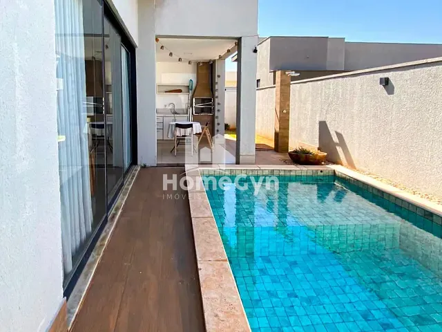 Casa 5 quartos e 4 banheiros, para alugar, no bairro Residencial Goiânia Golfe Clube em Goiânia