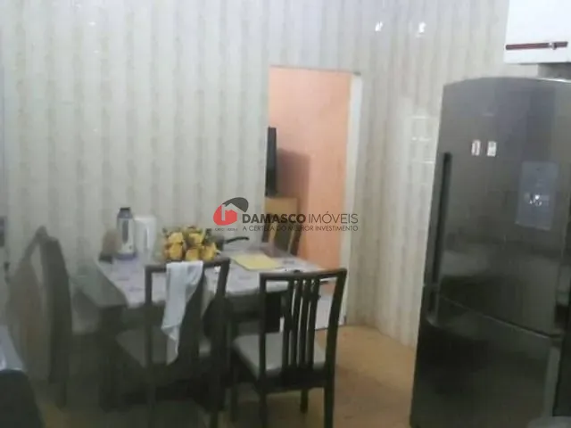 Casa com 167m² 2 quartos e 1 banheiro, à venda, no bairro Vila Sacadura Cabral em Santo André