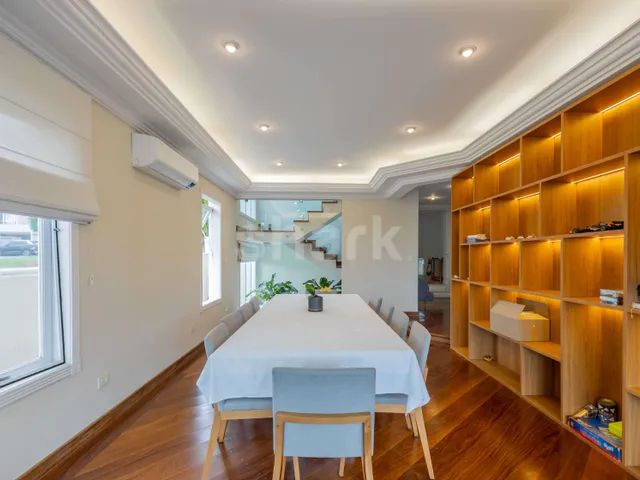 Casa com 560m² 4 quartos e 6 banheiros, à venda, no bairro Alphaville em Santana de Parnaíba