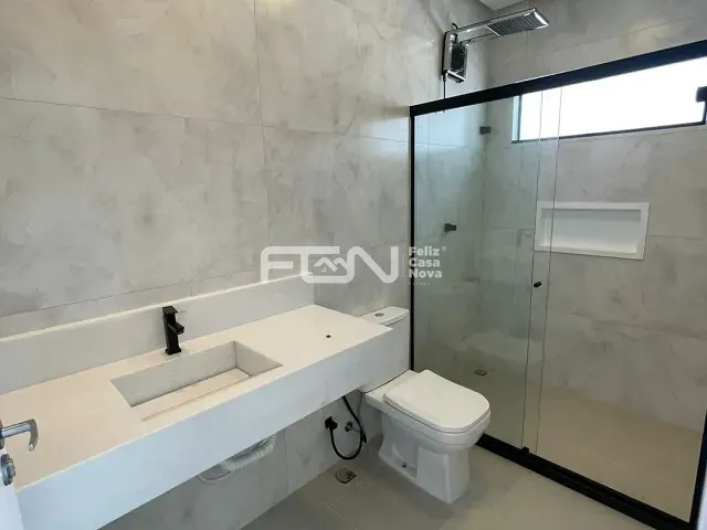 Casa 4 quartos e 2 banheiros, à venda ou para alugar, no bairro CASCALHEIRA em Camaçari