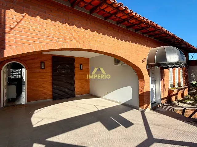 Casa com 253m² 3 quartos e 3 banheiros, à venda, no bairro Vila Teixeira em Salto