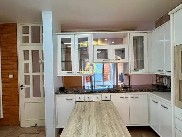 Casa com 253m² 3 quartos e 3 banheiros, à venda, no bairro Vila Teixeira em Salto