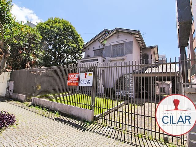Casa com 490m², à venda, no bairro Alto da Rua XV em Curitiba