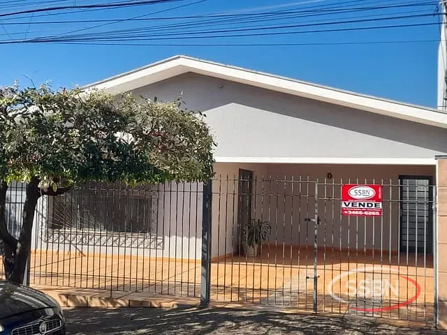 Casa 3 quartos e 2 banheiros, à venda ou para alugar, no bairro Jardim Bela Vista em Nova Odessa