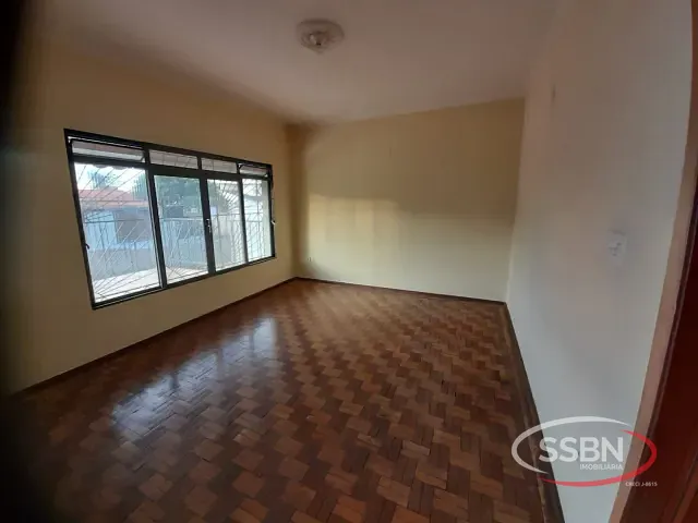Casa 3 quartos e 2 banheiros, à venda ou para alugar, no bairro Jardim Bela Vista em Nova Odessa