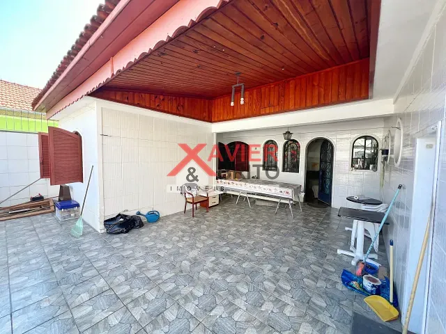 Casa com 250m² 2 quartos e 1 banheiro, à venda, no bairro Parque Maria Luiza em São Paulo