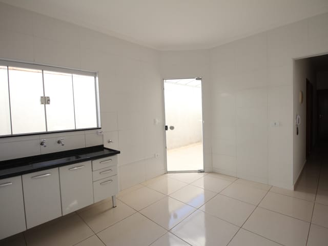 Casa com 150m² 2 quartos e 1 banheiro, para alugar, no bairro Jardim São Salvador em São João da Boa Vista