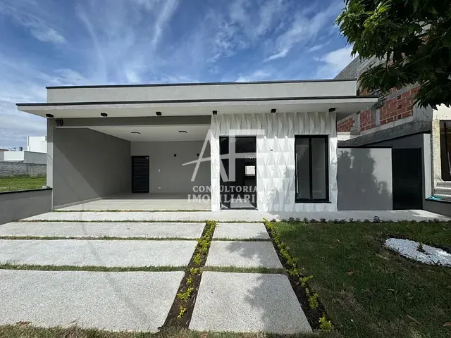 Casa com 300m² 3 quartos e 3 banheiros, à venda, no bairro Jardim Jaraguá em Taubaté