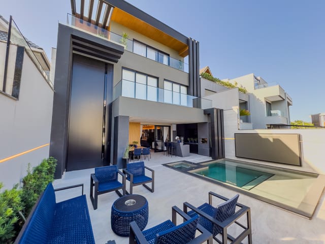 Casa com 540m² 5 quartos e 7 banheiros, para alugar, no bairro Recreio dos Bandeirantes em Rio de Janeiro