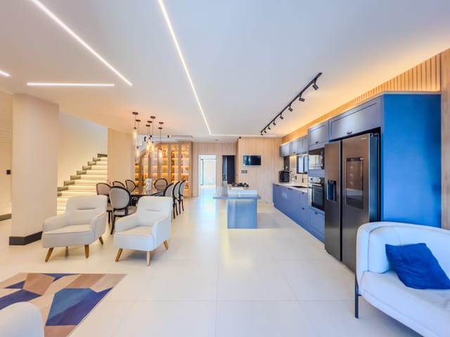 Casa com 540m² 5 quartos e 7 banheiros, para alugar, no bairro Recreio dos Bandeirantes em Rio de Janeiro