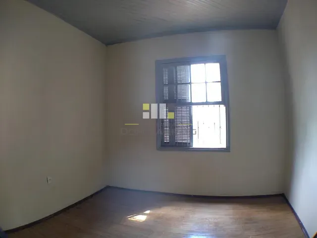 Casa com 730m² 2 quartos e 1 banheiro, à venda, no bairro Centro em Sumaré