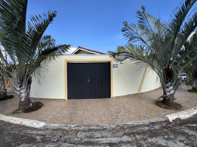 Casa 3 quartos e 1 banheiro, à venda, no bairro Parque Bom Retiro em Paulínia