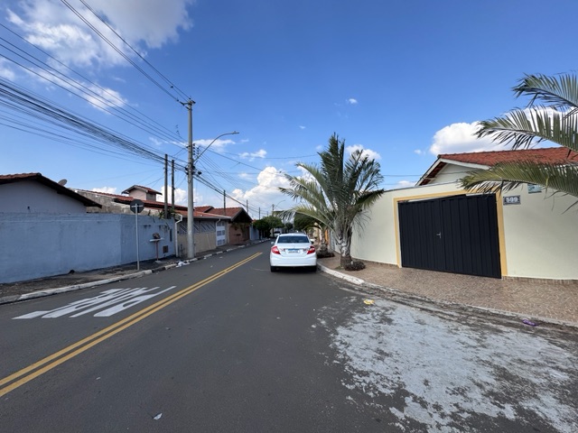 Casa 3 quartos e 1 banheiro, à venda, no bairro Parque Bom Retiro em Paulínia