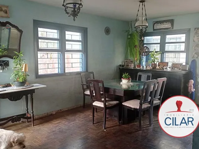 Casa com 956m², à venda, no bairro Centro em Antonina