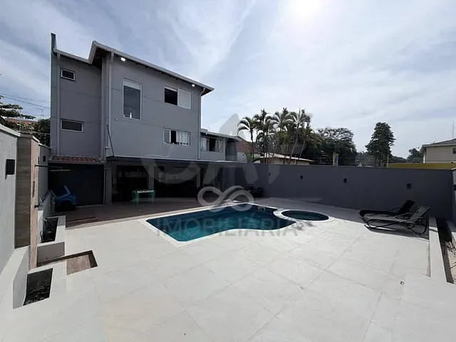 Casa com 300m² 3 quartos e 3 banheiros, à venda, no bairro Jardim Sônia em Jaguariúna