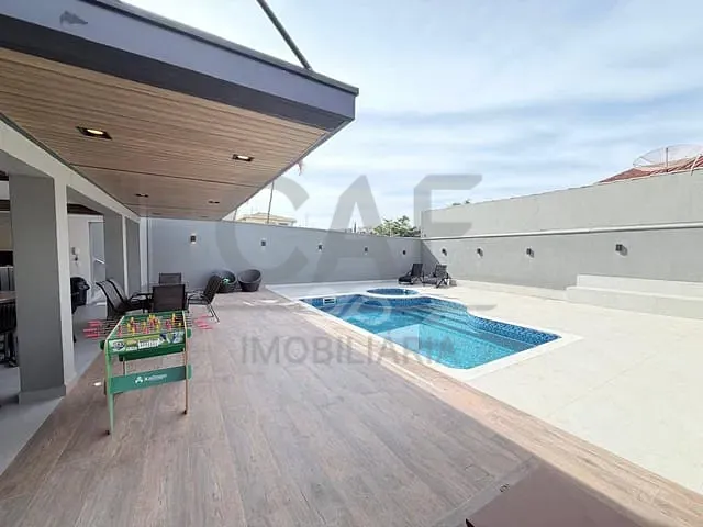 Casa com 300m² 3 quartos e 3 banheiros, à venda, no bairro Jardim Sônia em Jaguariúna