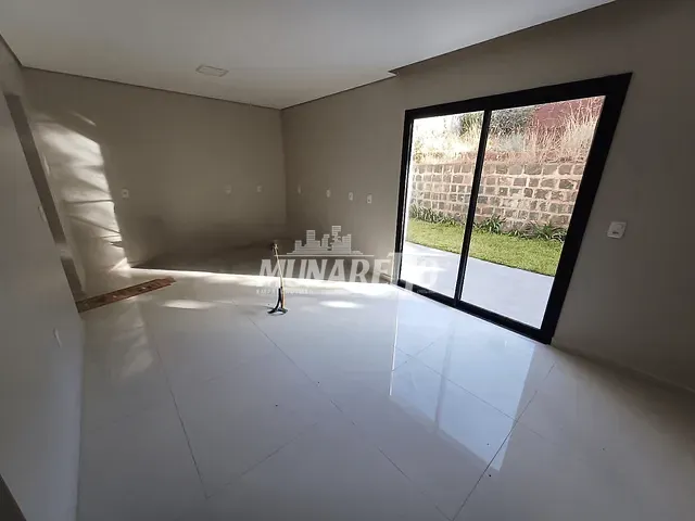 Casa 3 quartos e 3 banheiros, à venda, no bairro Parque de Exposições em Concórdia